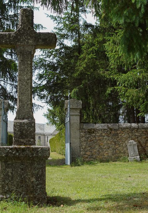 Le cimetière des fous à Saint-Alban-sur-Limagnole©Jean-Sébastien Caron