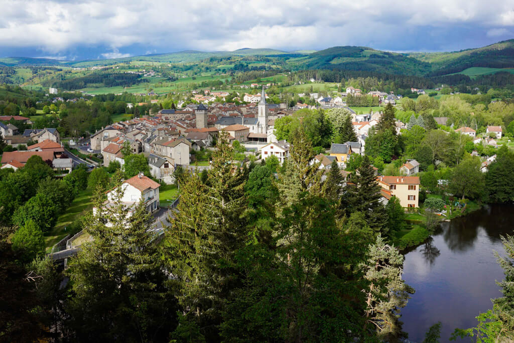 Vue du Malzieu-Ville © JS Caron – OT Margeride en Gévaudan